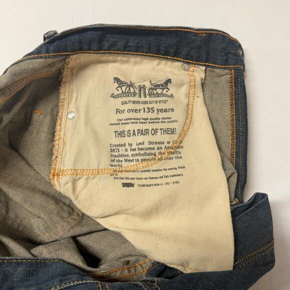 Levi's 550 Jeans Mens 34x34 Blue Relaxed Fit Dark Wash Denim - Picture 8 of 16